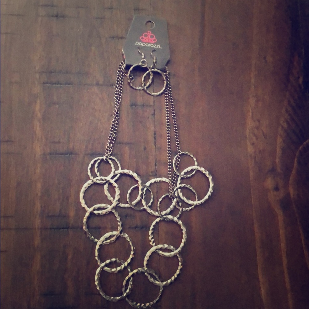 Necklace and ear rings set
